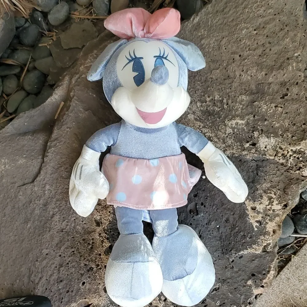 Sega 1999 Mickey Mouse Minnie Mouse Plush - Picture 4 of 13